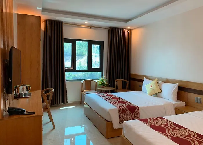 Hotel Gold Mark Halong *